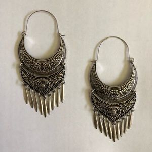 Boho chic earrings